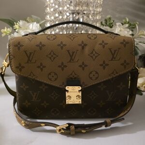Louis Vuitton Brown Monogram Women's Bag
